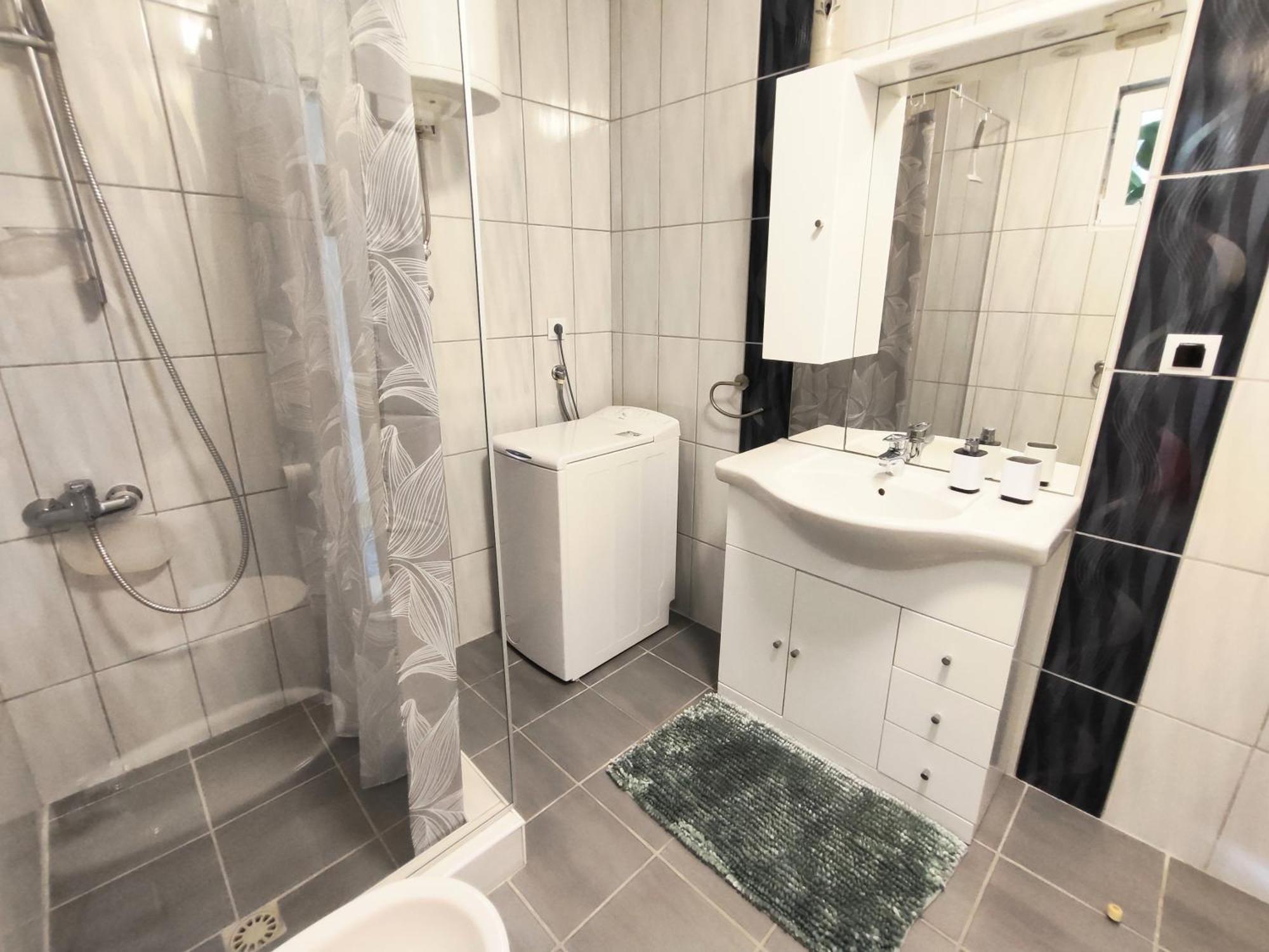 Apartments Pavao 1402 Пула Екстериор снимка